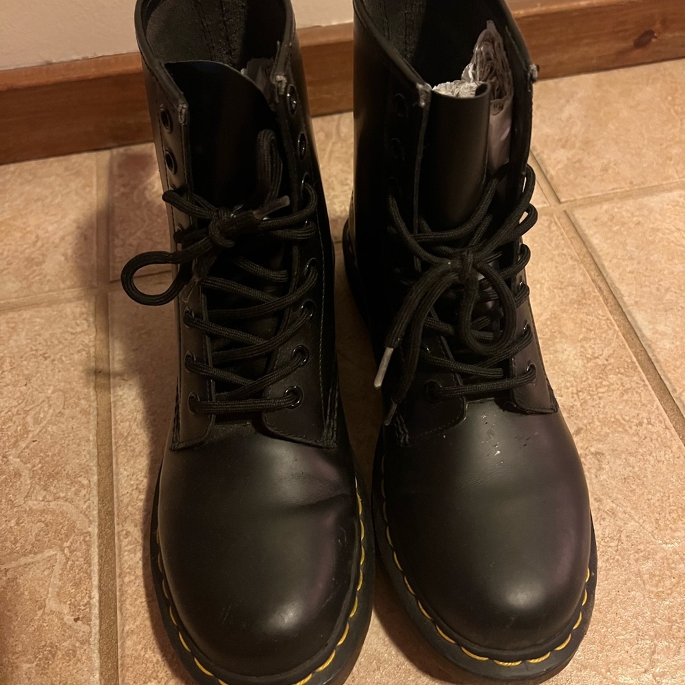 Dr. Martins Jadon Smooth Leather Platforms